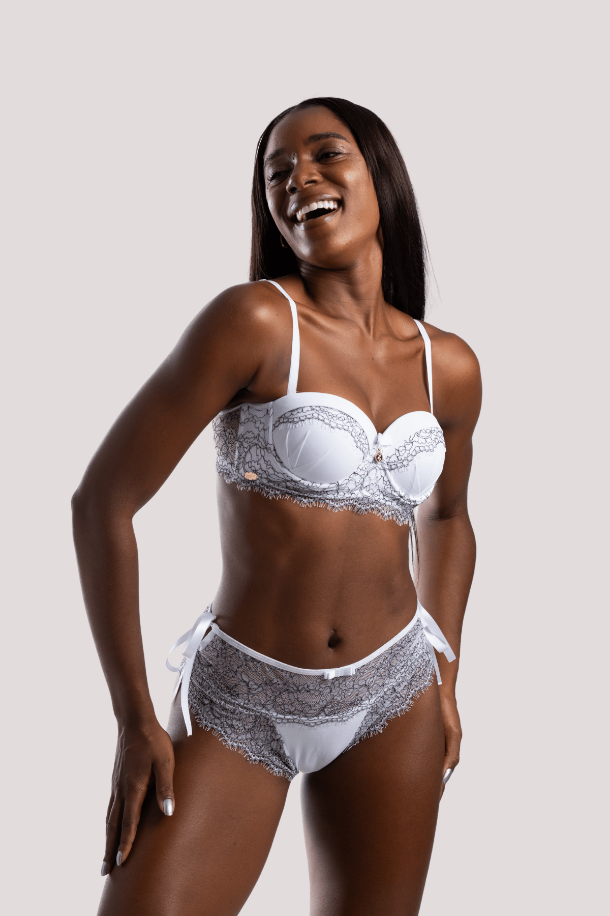 Lingerie Luxo e Conforto - DE RENDA LINGERIE