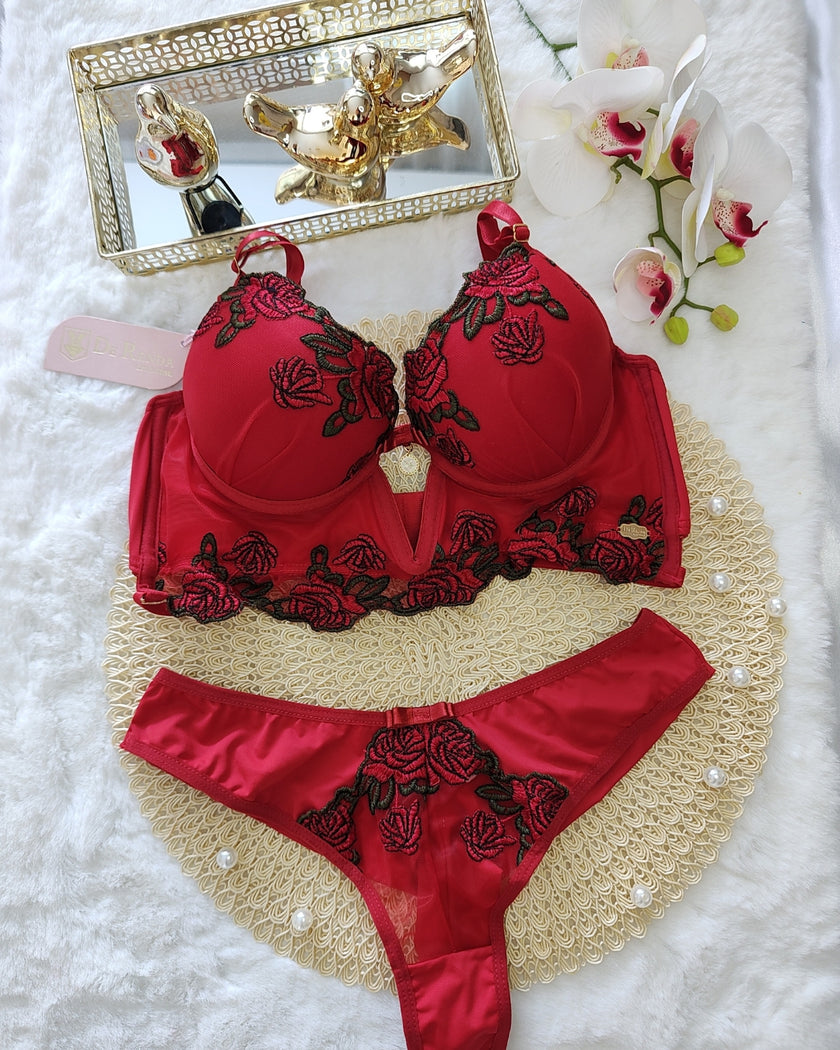 Conjunto de Lencería Lujo Bella de Tul Bordado