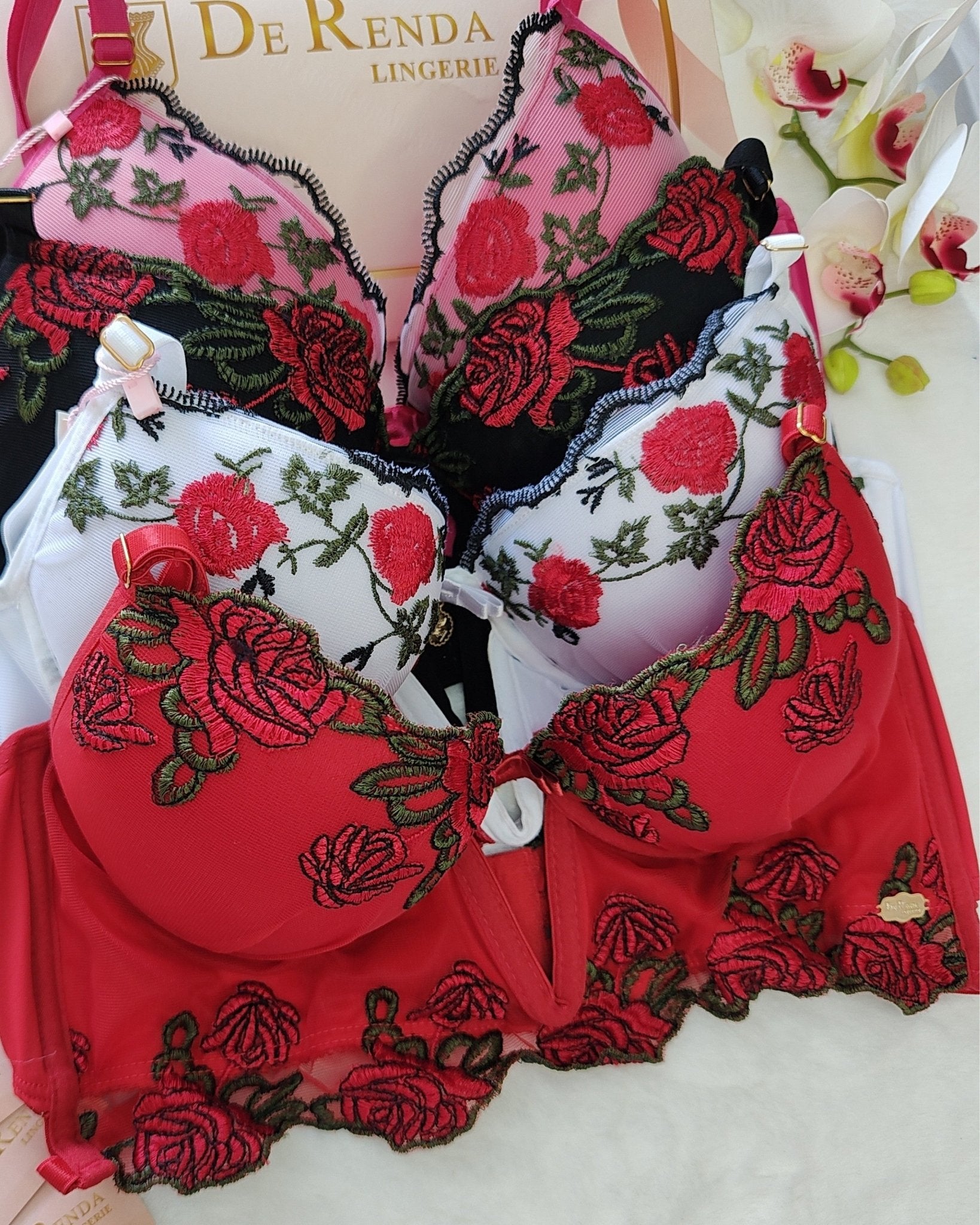 Conjunto Bela Lingerie Luxo em Tule Bordado - DE RENDA LINGERIE