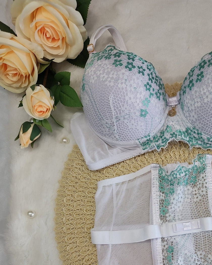 Conjunto de Lingerie Luxo Louise - DE RENDA LINGERIE