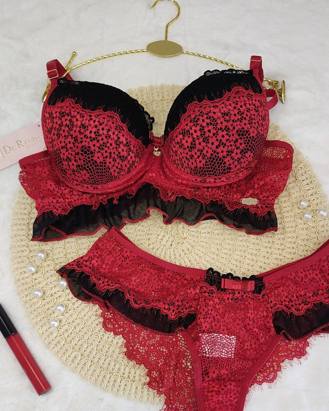 Conjunto Monique Luxo em Renda Chantilly - DE RENDA LINGERIE