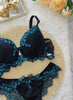 Conjunto Sophia em Renda Chantily e Acessórios Banhados a Ouro