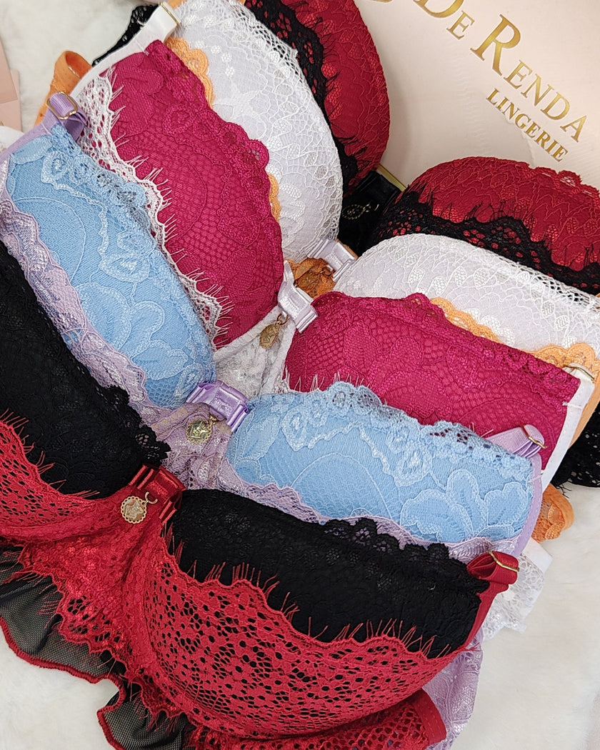 Conjunto Monique Luxo em Renda Chantilly