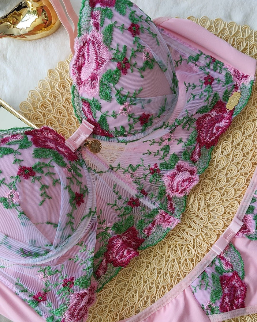 Lingerie de Luxo Carol - DE RENDA LINGERIE